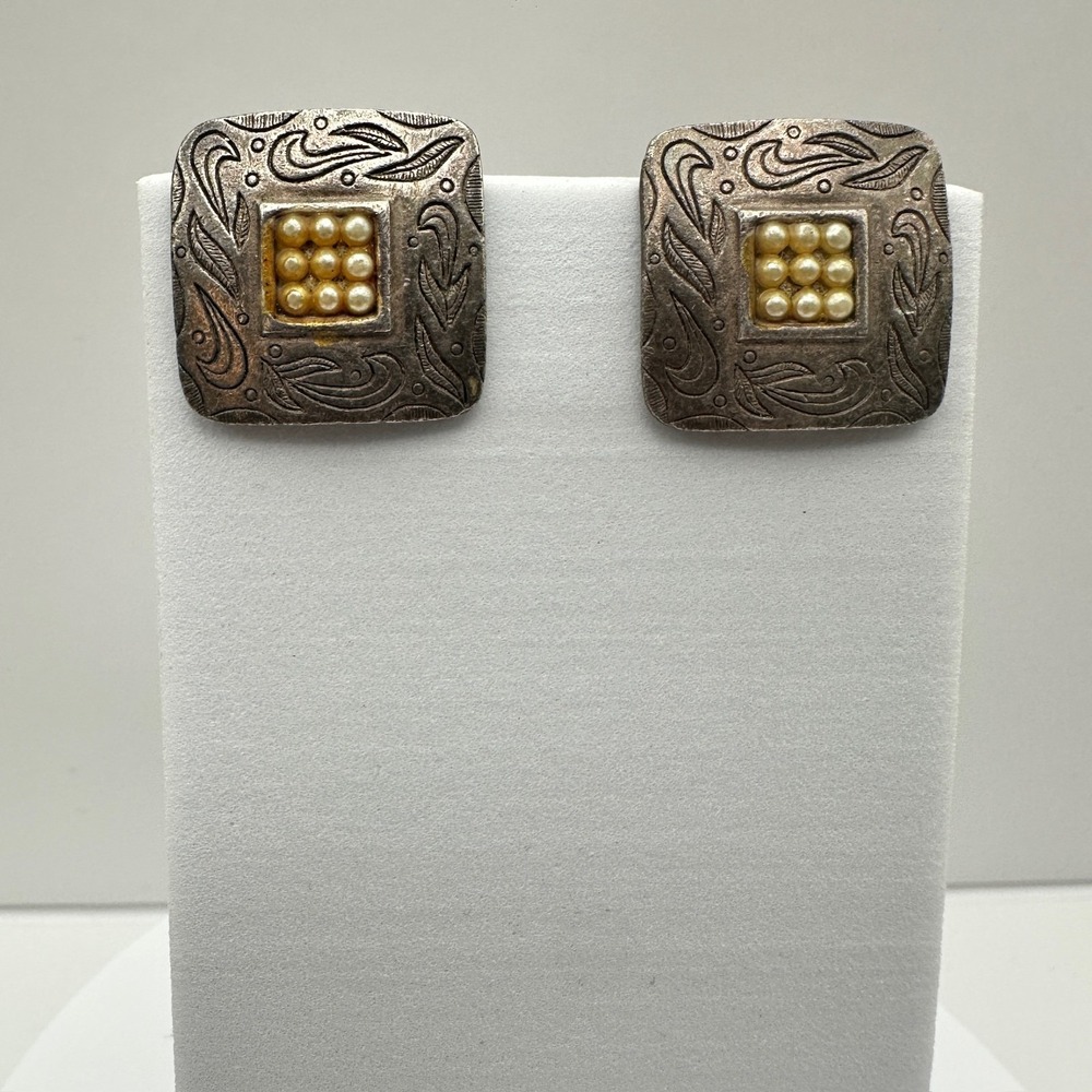Vintage 90s 80s Square Earrings Pearl Silver Tone Engraved Western Style Jewelry